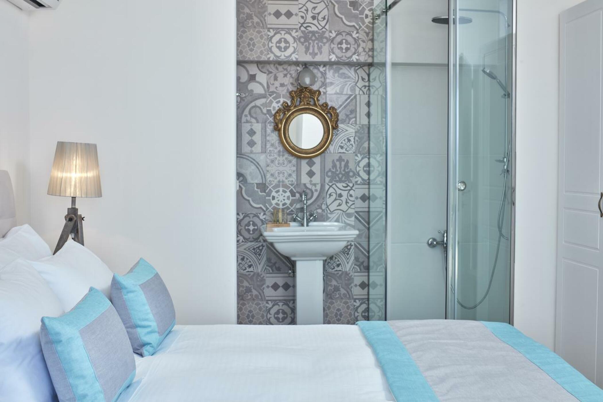 La Maltese Oia Luxury Suites Exterior foto